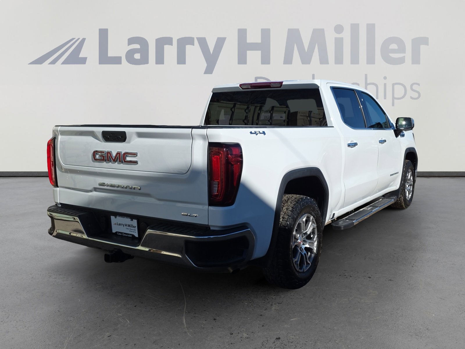 Used 2024 GMC Sierra 1500 SLT image 5