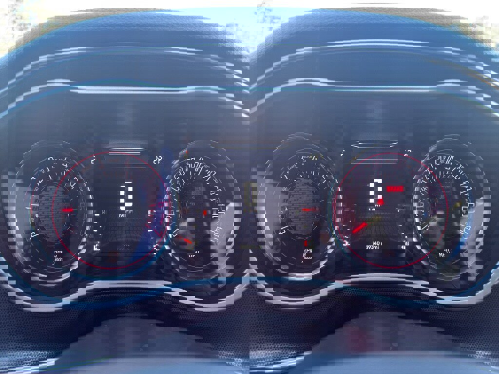 Used 2017 Dodge Challenger R/T Scat Pack w/ Leather Interior Group image 10