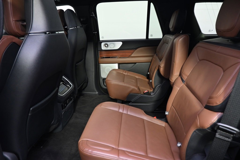 Certified 2024 Lincoln Navigator Reserve w/ Equipment Group 201A image 21