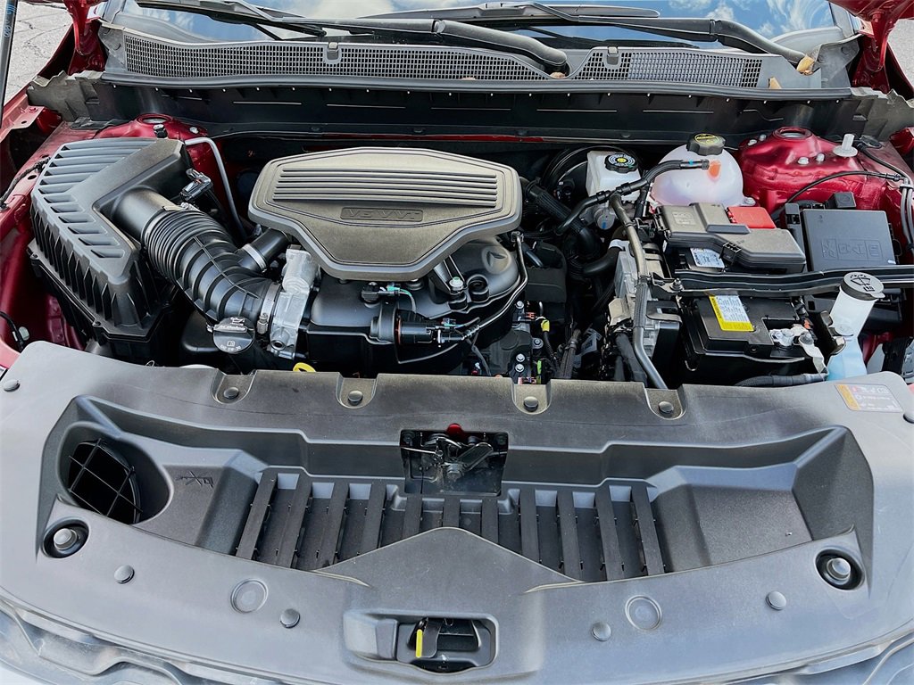 Used 2025 Chevrolet Blazer LT image 29