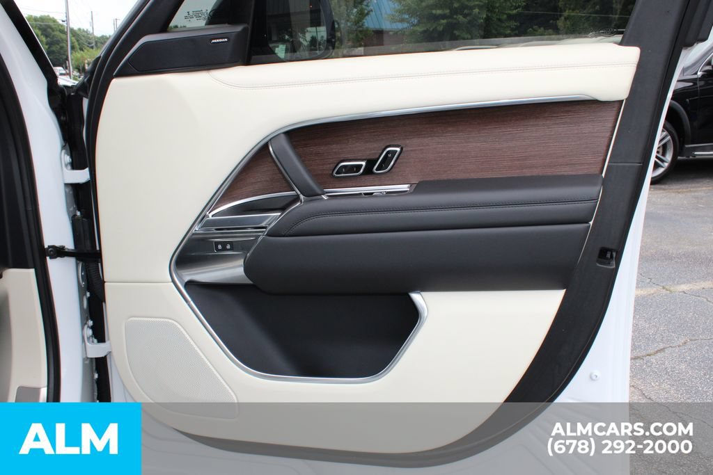 Used 2023 Land Rover Range Rover SE AWD/4WD image 28