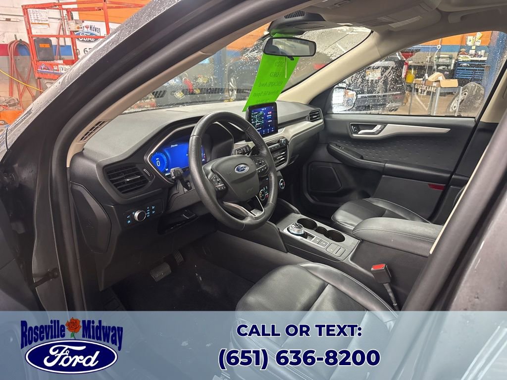 Used 2020 Ford Escape SE Sport image 26