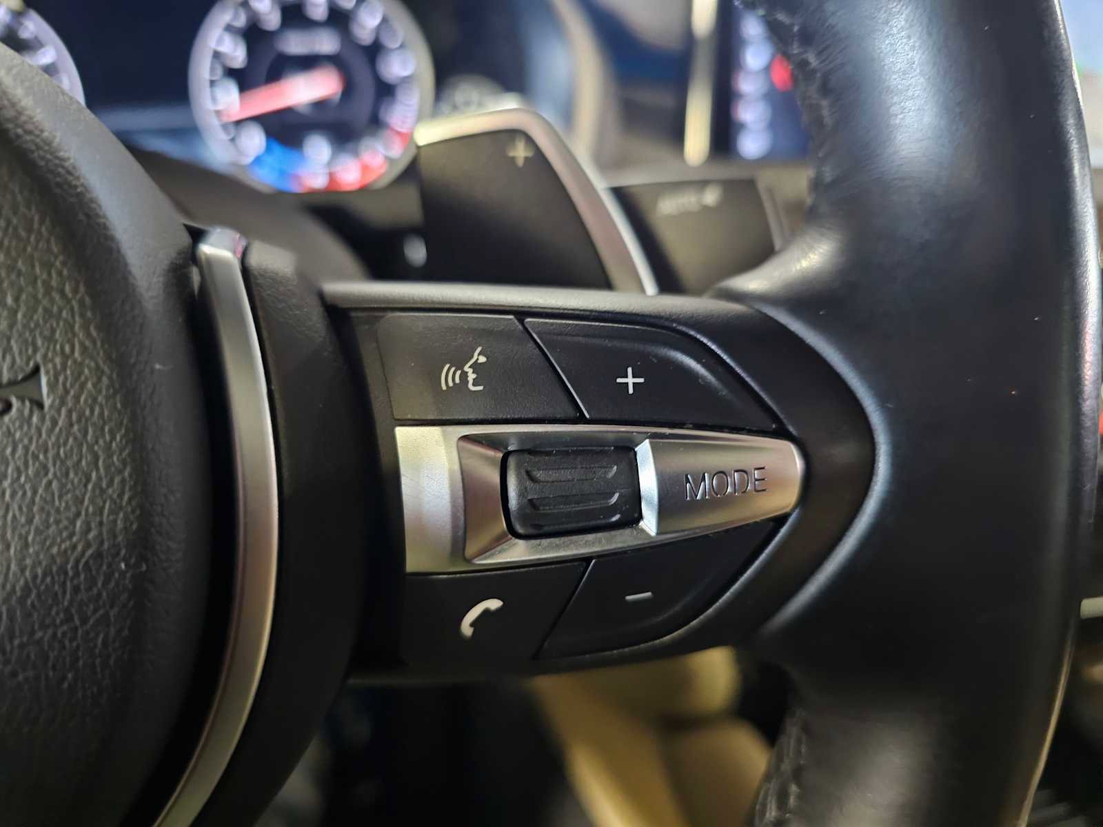 Used 2019 BMW X6 xDrive35i w/ M Sport Package image 20