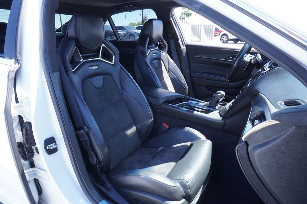 Used 2019 Cadillac CTS V w/ Carbon Fiber Package image 12