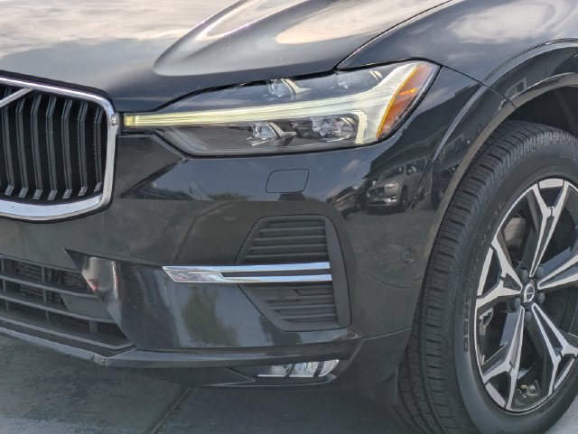 Certified 2022 Volvo XC60 B5 Momentum FWD image 9