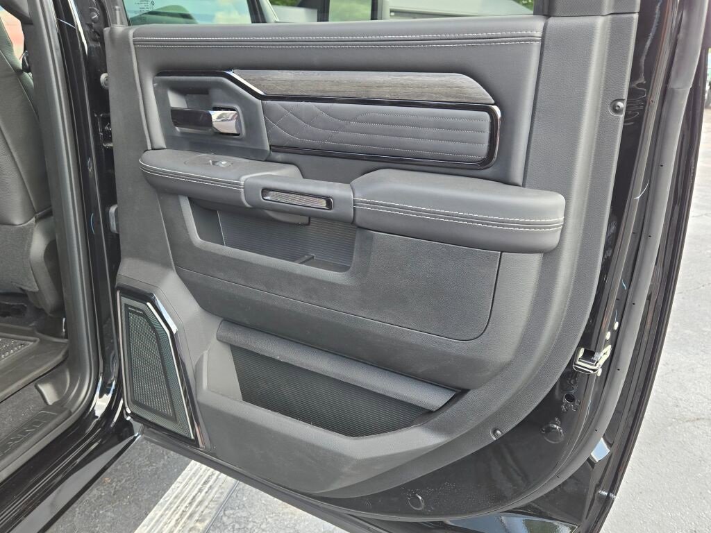 New 2026 RAM 2500 Limited image 13
