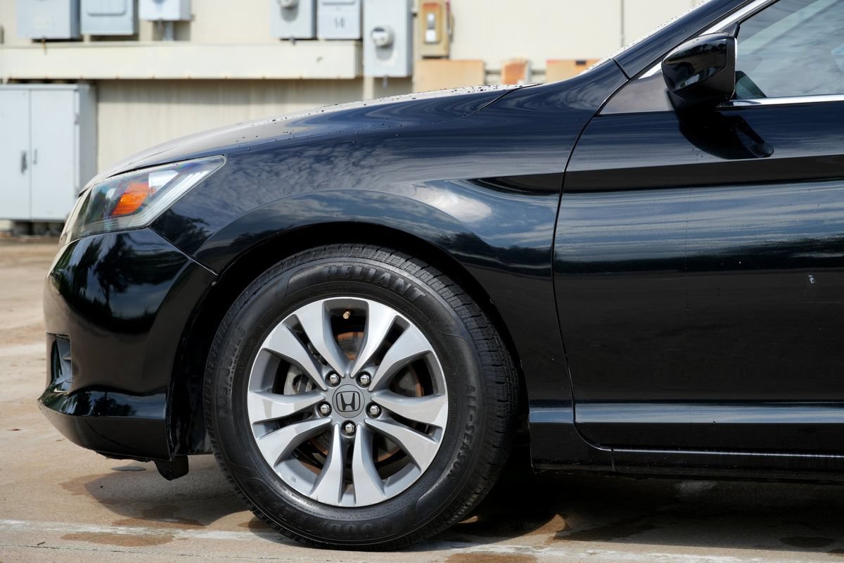 Used 2015 Honda Accord LX image 22