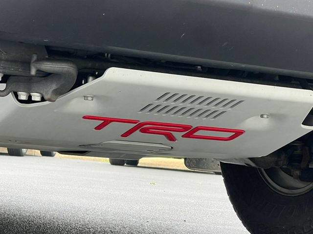 Used 2023 Toyota Tacoma TRD Off-Road w/ TRD Premium Off Road Package AWD/4WD image 14