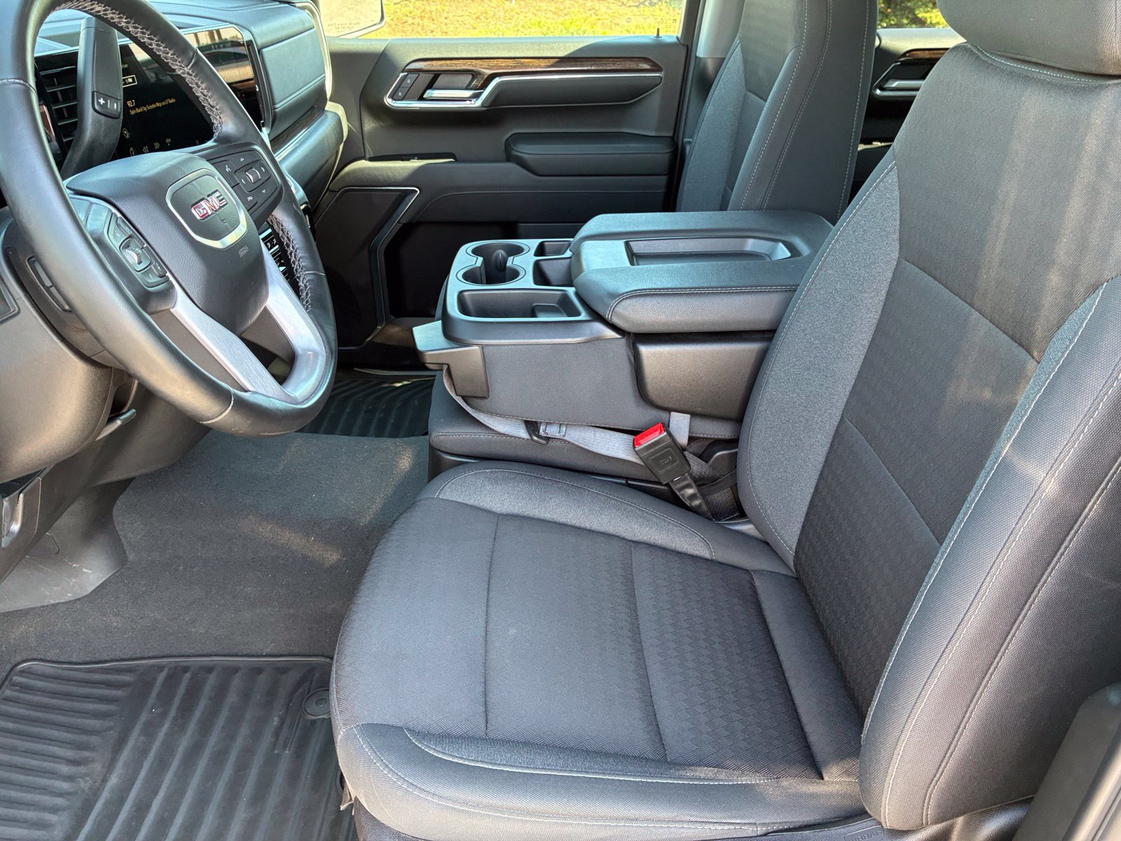 Used 2024 GMC Sierra 1500 Elevation AWD/4WD image 15