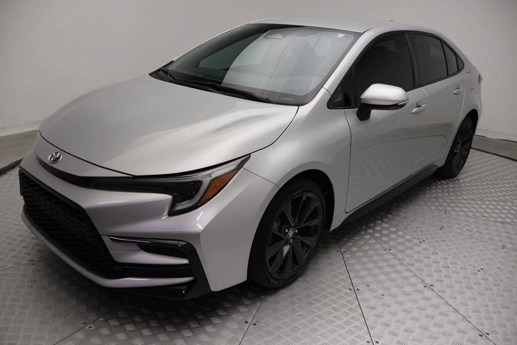 Certified 2024 Toyota Corolla SE FWD image 2