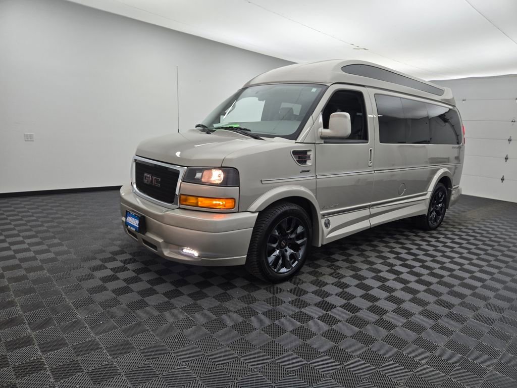 Used 2023 GMC Savana 2500 image 11