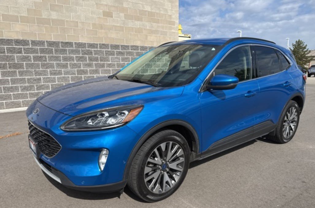 Used 2020 Ford Escape Titanium AWD/4WD image 25