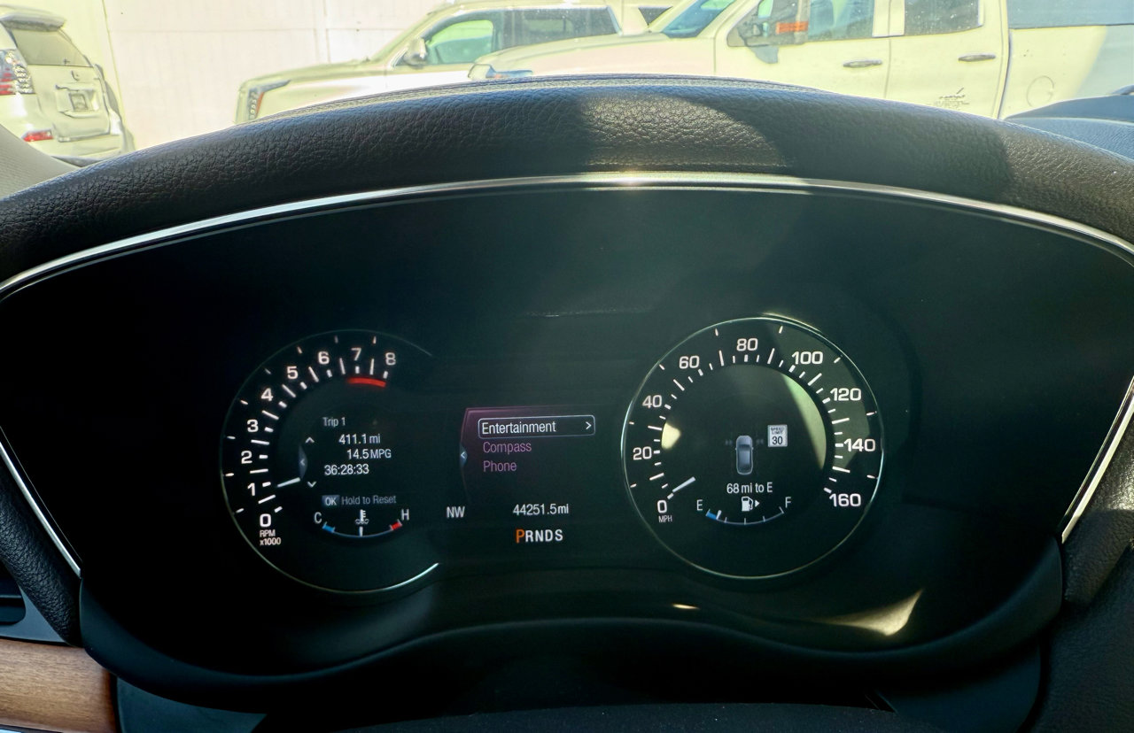 Used 2015 Lincoln MKC AWD w/ Equipment Group 102A Reserve image 21