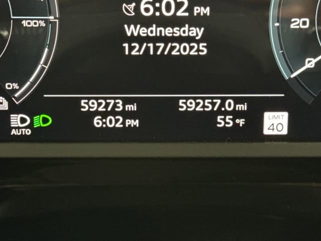 Used 2019 Audi e-tron Prestige w/ Prestige Package image 21