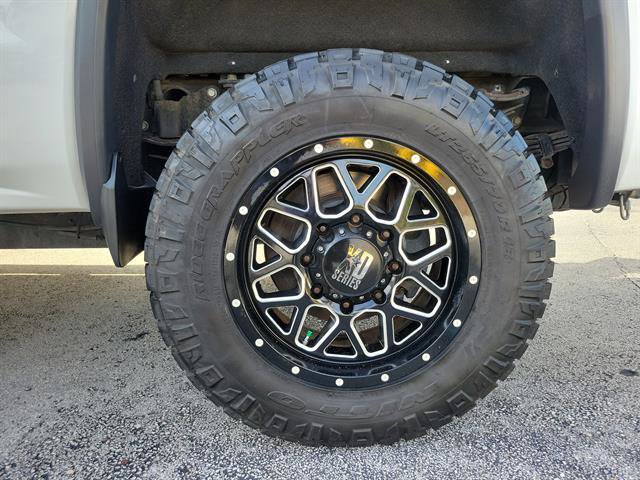 Used 2016 GMC Sierra 3500 Denali w/ Duramax Plus Package image 11