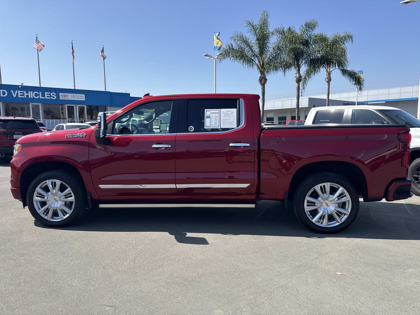 Used 2025 Chevrolet Silverado 1500 High Country w/ High Country Premium Package image 8
