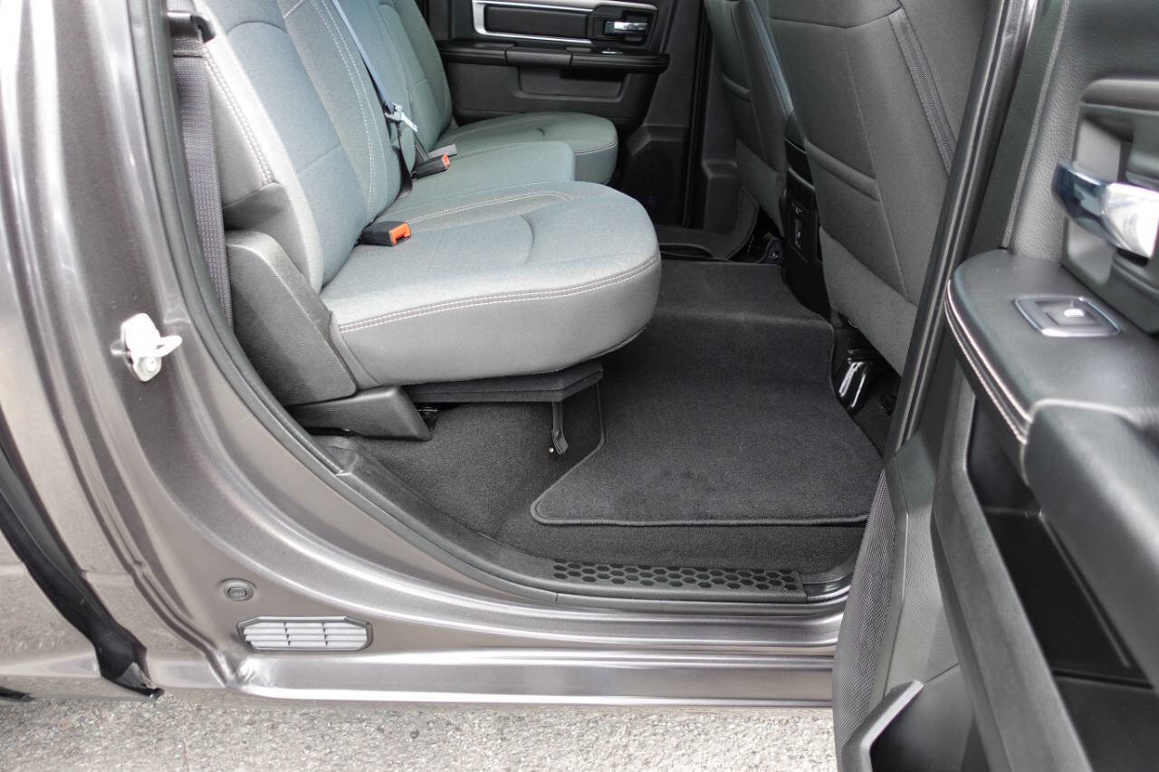 Used 2023 RAM 1500 Classic Warlock image 31