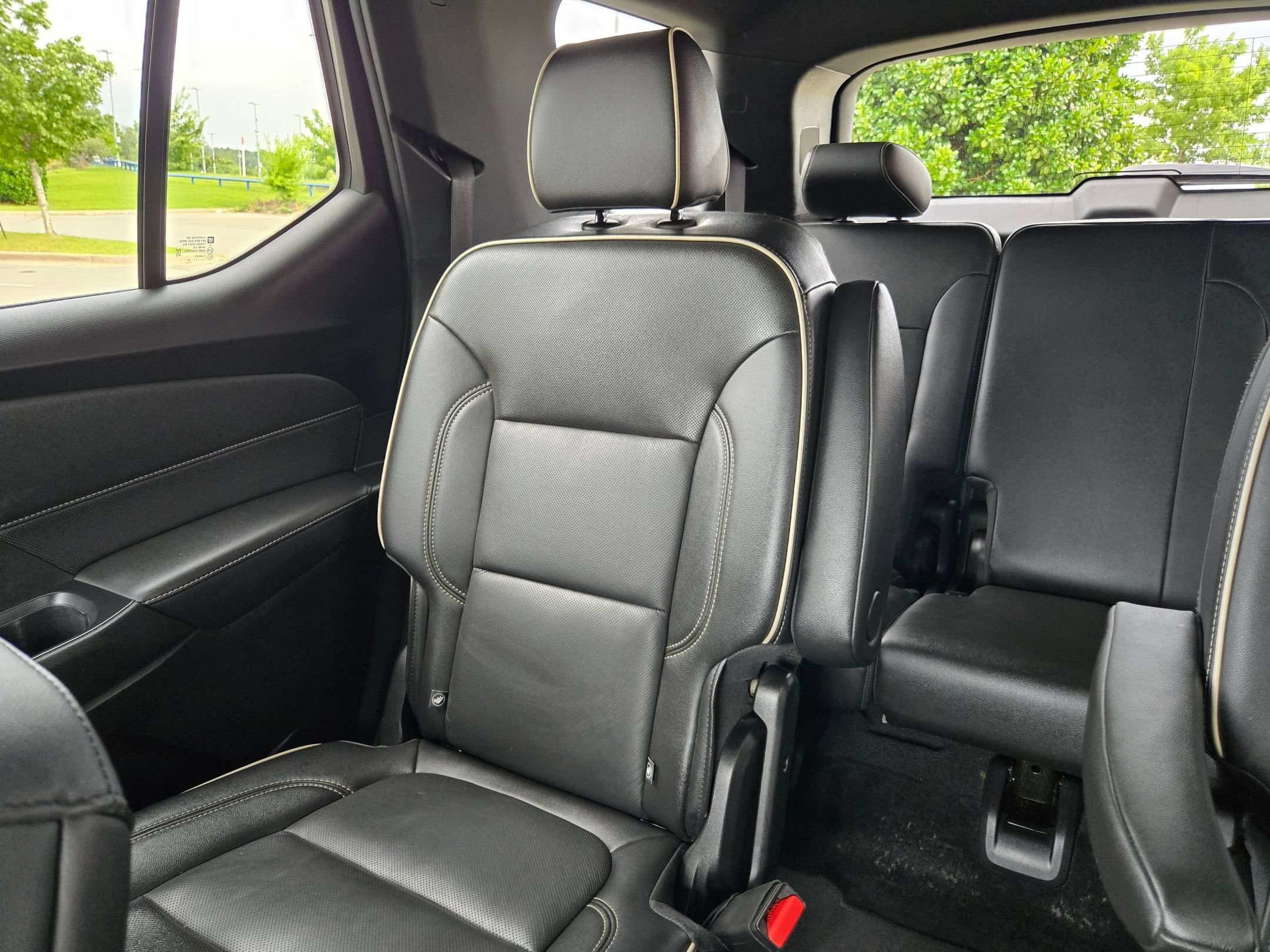 Used 2022 Chevrolet Traverse Premier AWD/4WD image 12