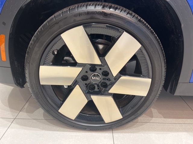 Used 2025 MINI Cooper Countryman S w/ Comfort Package Max image 32