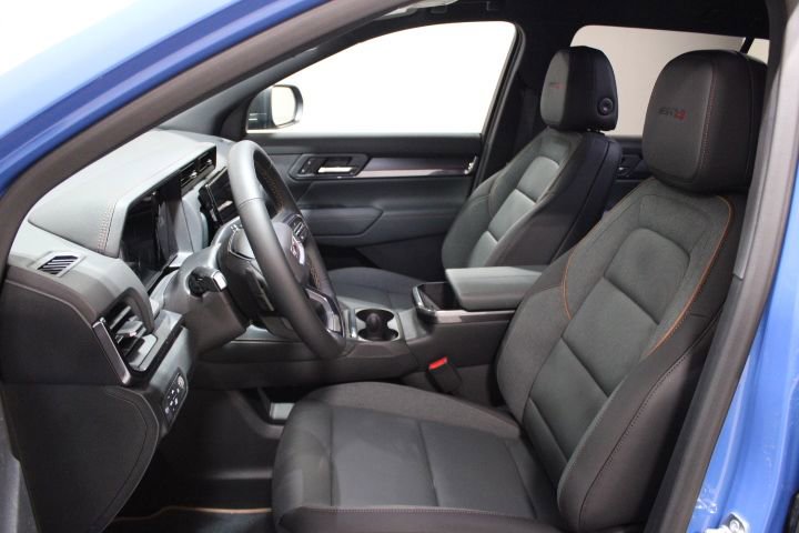 New 2026 GMC Terrain AT4 w/ Convenience Package III image 19