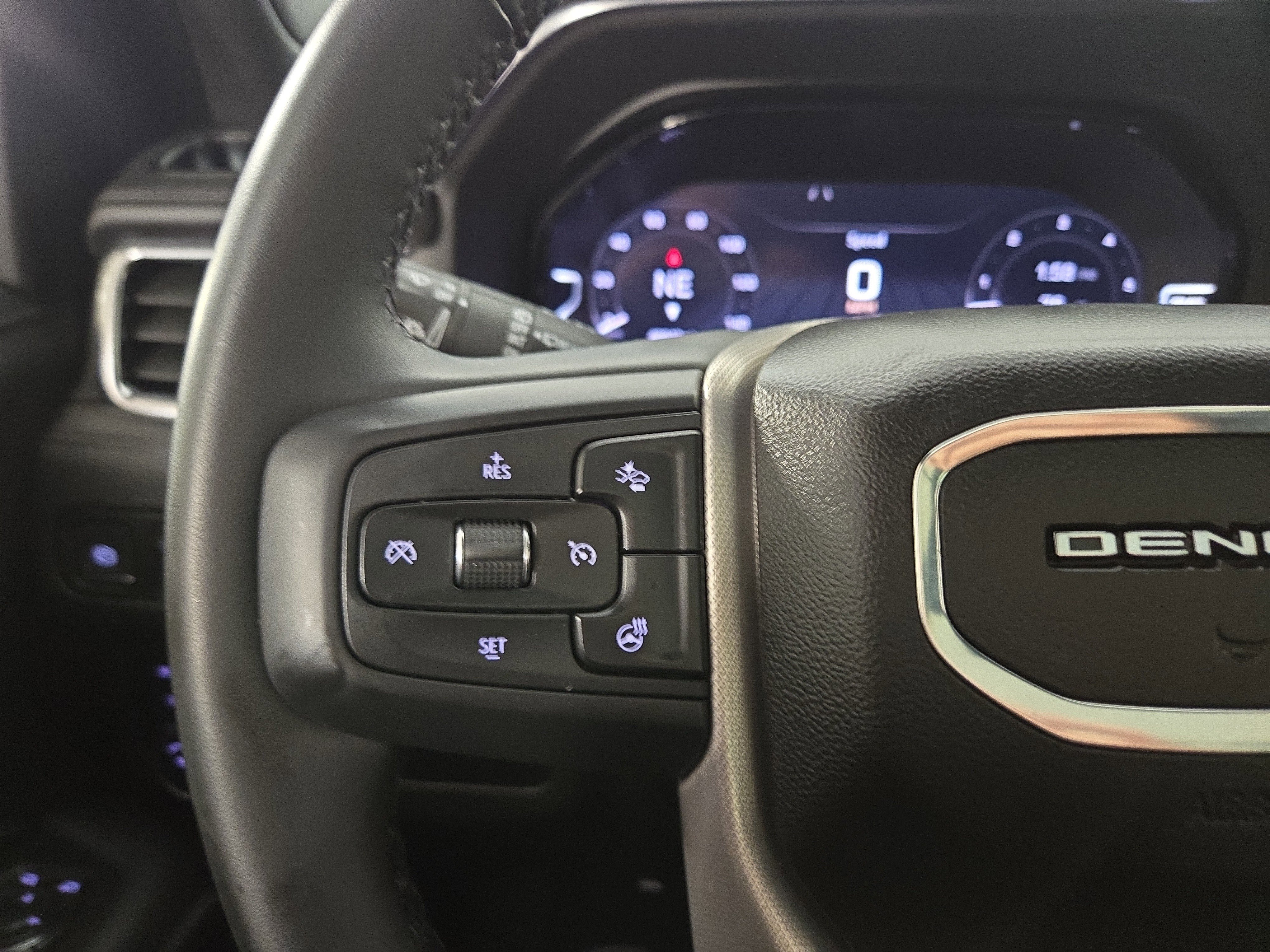 Certified 2023 GMC Yukon Denali AWD/4WD image 16