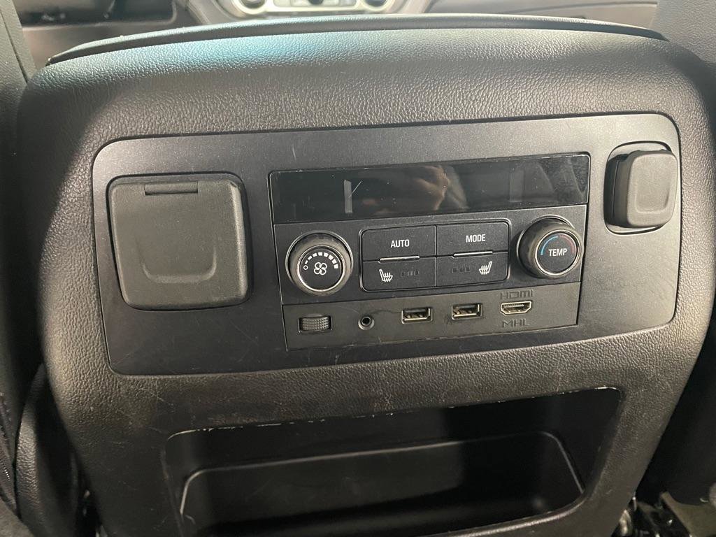 Used 2018 Chevrolet Suburban LT AWD/4WD image 16
