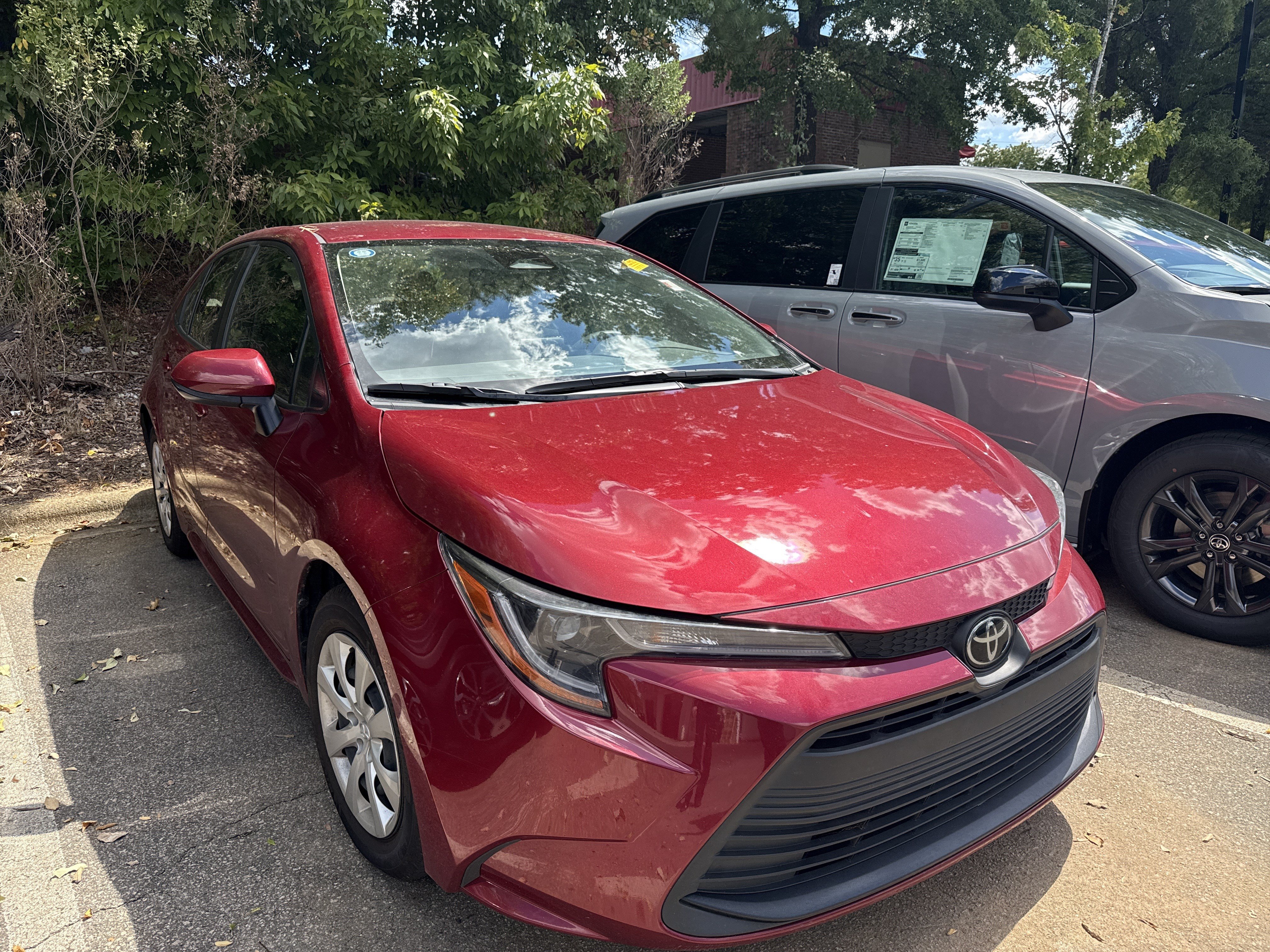 Used 2023 Toyota Corolla LE FWD image 36