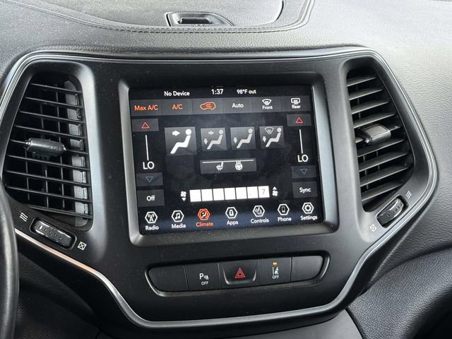 Used 2021 Jeep Cherokee Latitude Lux w/ Sun & Sound Group AWD/4WD image 15