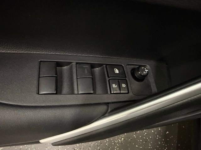 Certified 2023 Toyota Corolla Cross XLE w/ Convenience Package image 11