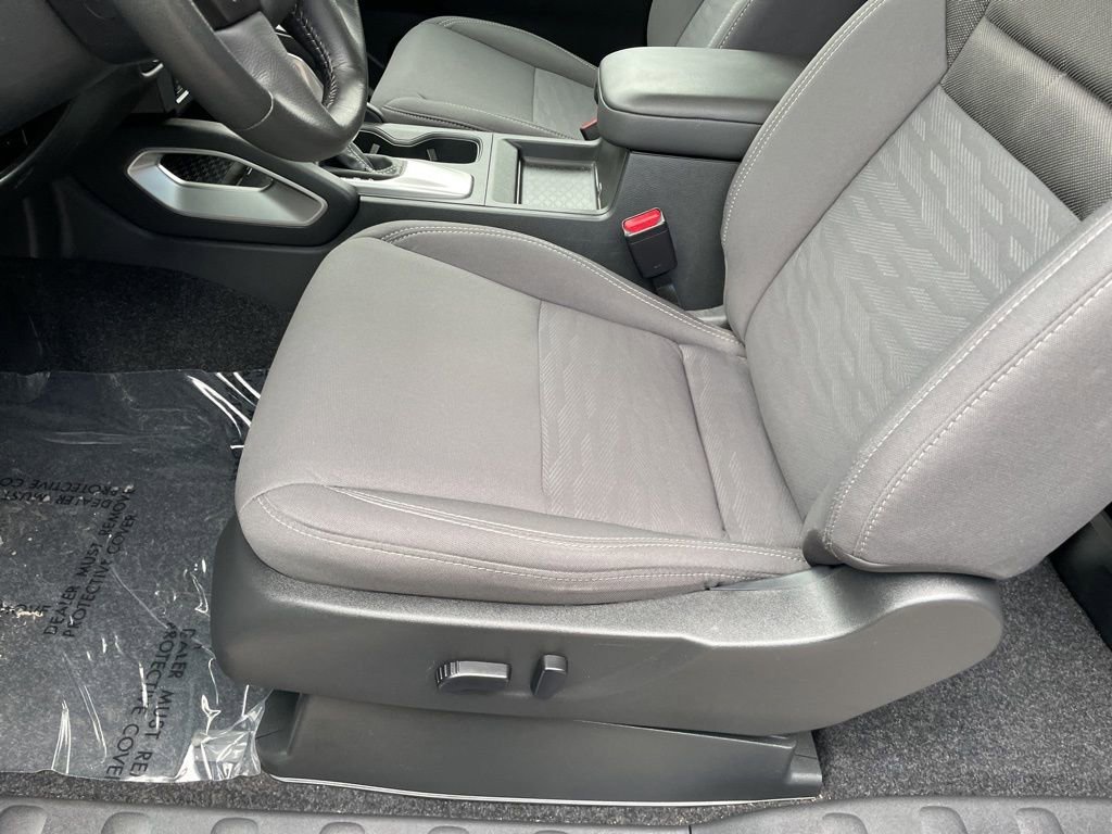 Used 2024 Nissan Frontier SV w/ SV Convenience Package image 8