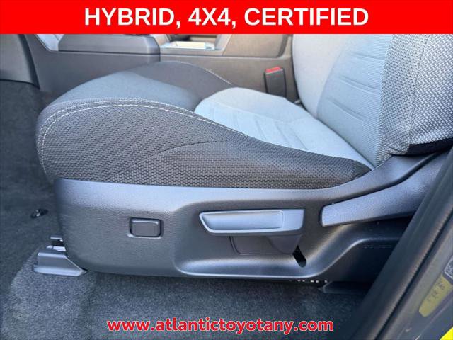 Certified 2025 Toyota 4Runner TRD Off-Road AWD/4WD image 15
