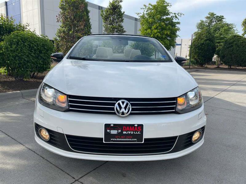 Used 2014 Volkswagen Eos FWD image 9