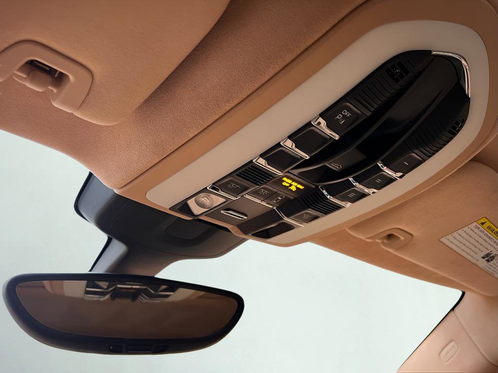 Used 2012 Porsche Panamera Turbo image 63