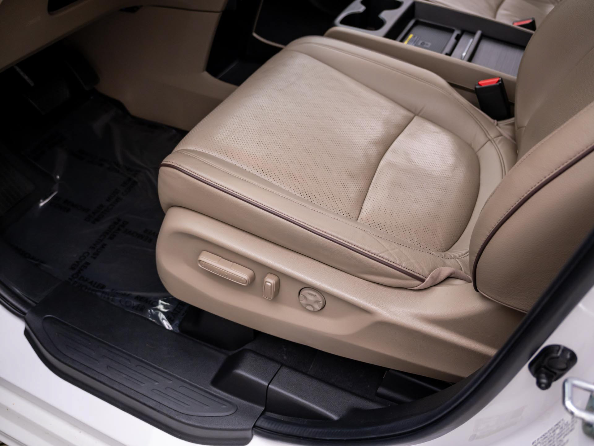 Used 2024 Honda Odyssey Elite image 14