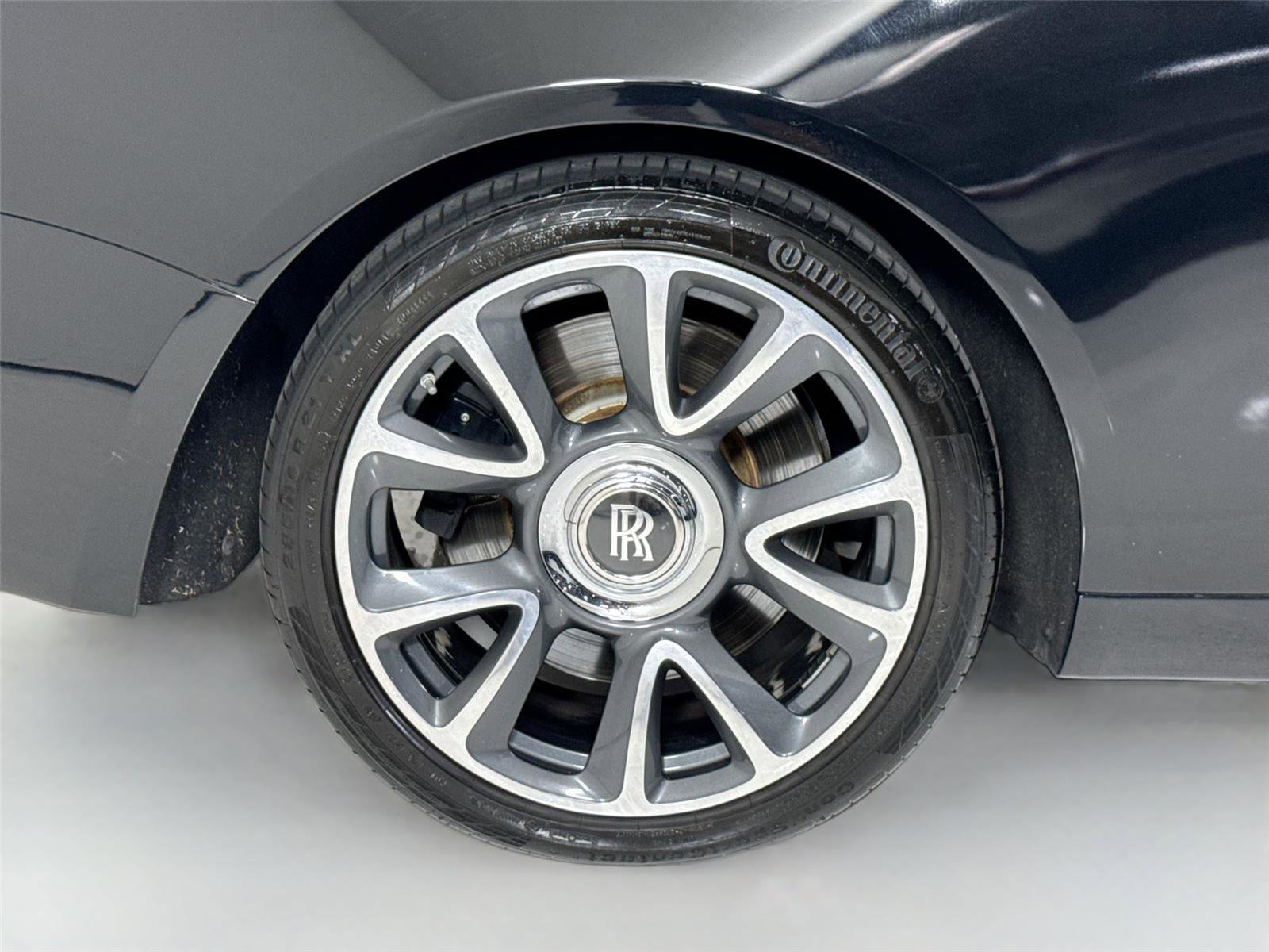 Used 2019 Rolls-Royce Wraith image 36