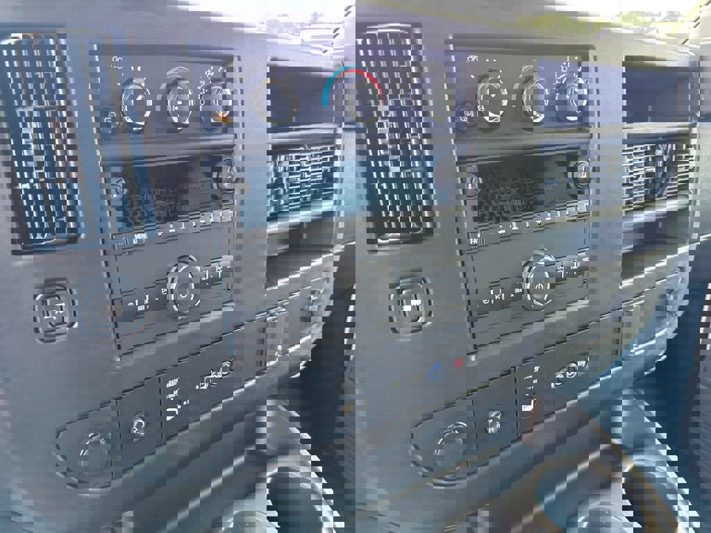 New 2025 Chevrolet Express 3500 w/ Driver Convenience Package RWD image 22