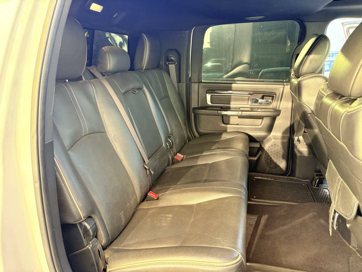Used 2016 RAM 2500 Limited AWD/4WD image 31