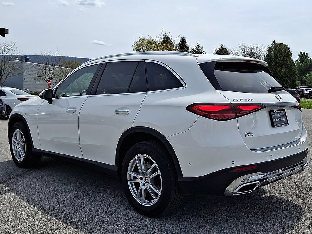 Used 2023 Mercedes-Benz GLC 300 4MATIC image 7