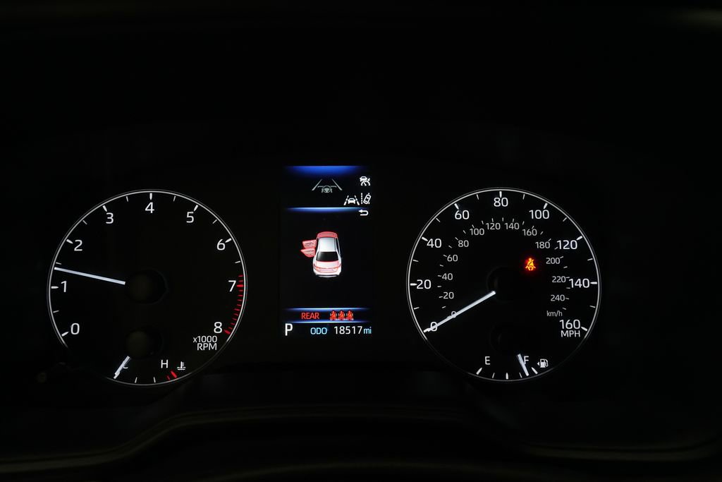 Used 2024 Toyota Corolla LE FWD image 2