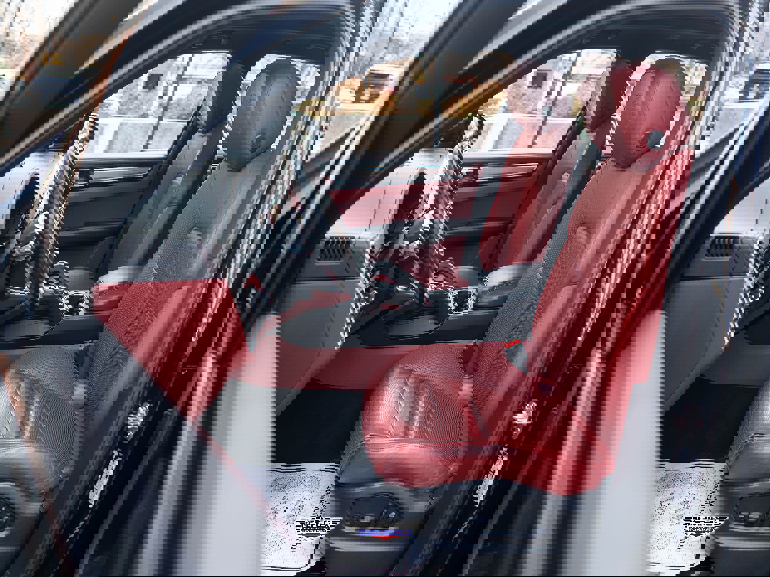 Used 2022 Porsche Cayenne Platinum Edition image 16