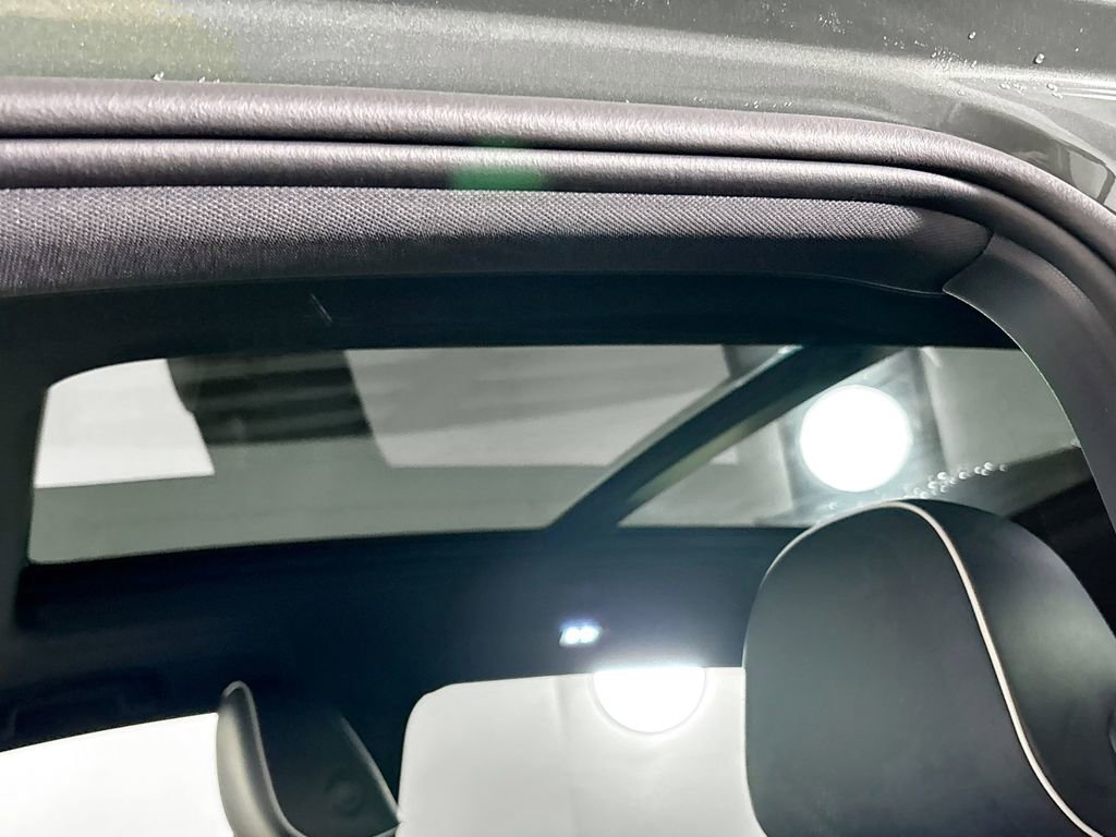 New 2026 Volkswagen Atlas Cross Sport SEL Premium R-Line image 19