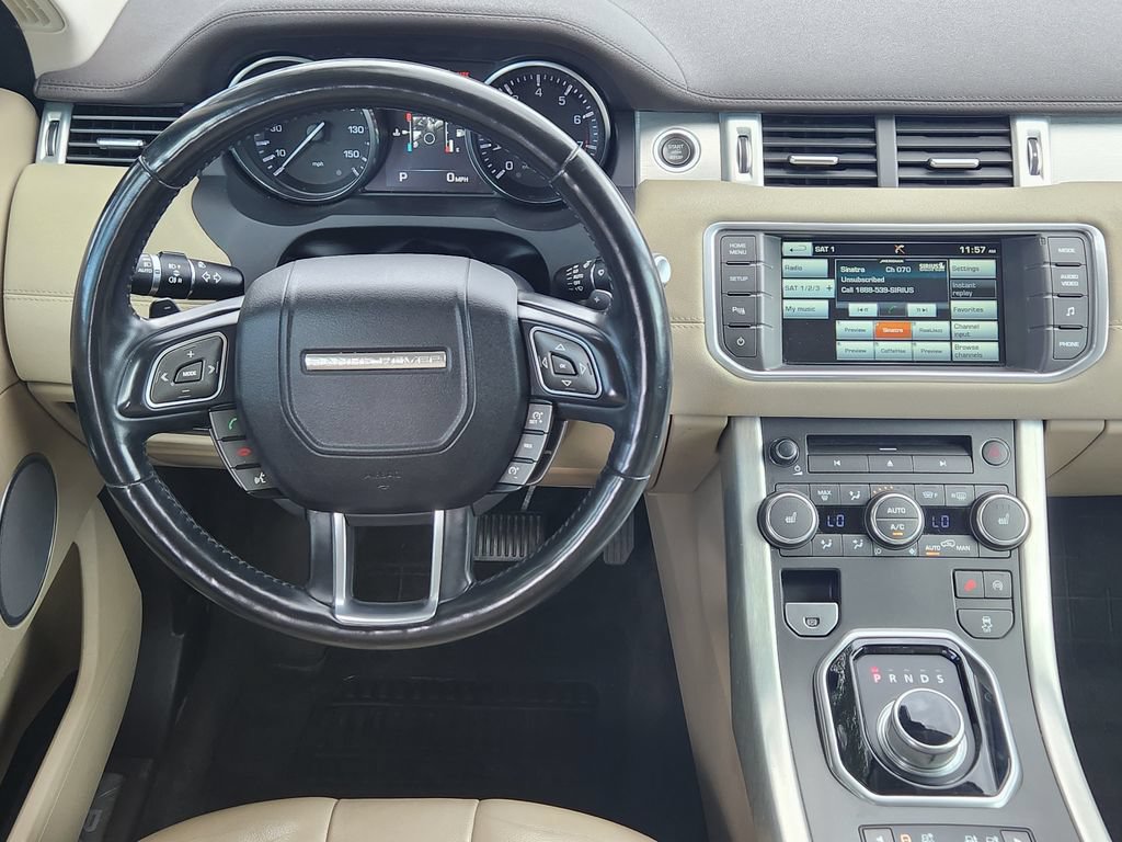 Used 2014 Land Rover Range Rover Evoque Pure Plus AWD/4WD image 3
