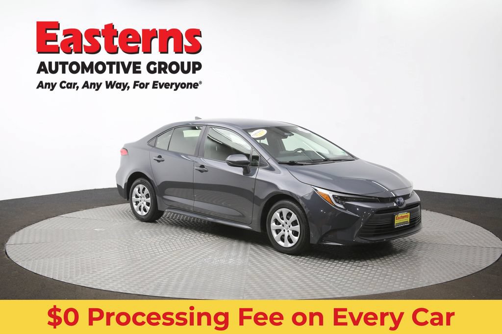 Used 2023 Toyota Corolla LE w/ Carpet Mat Package (TMS) FWD image 48