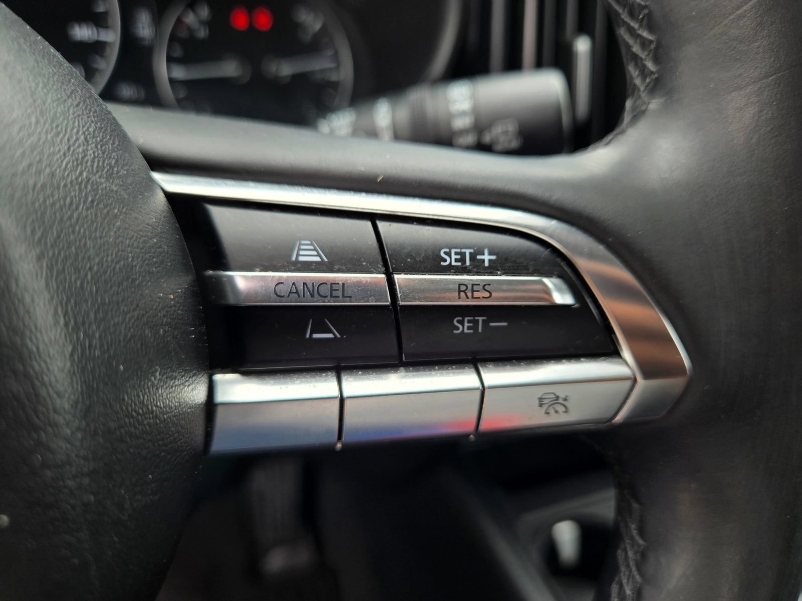 Certified 2024 MAZDA CX-50 AWD 2.5 S w/ Premium Package image 14