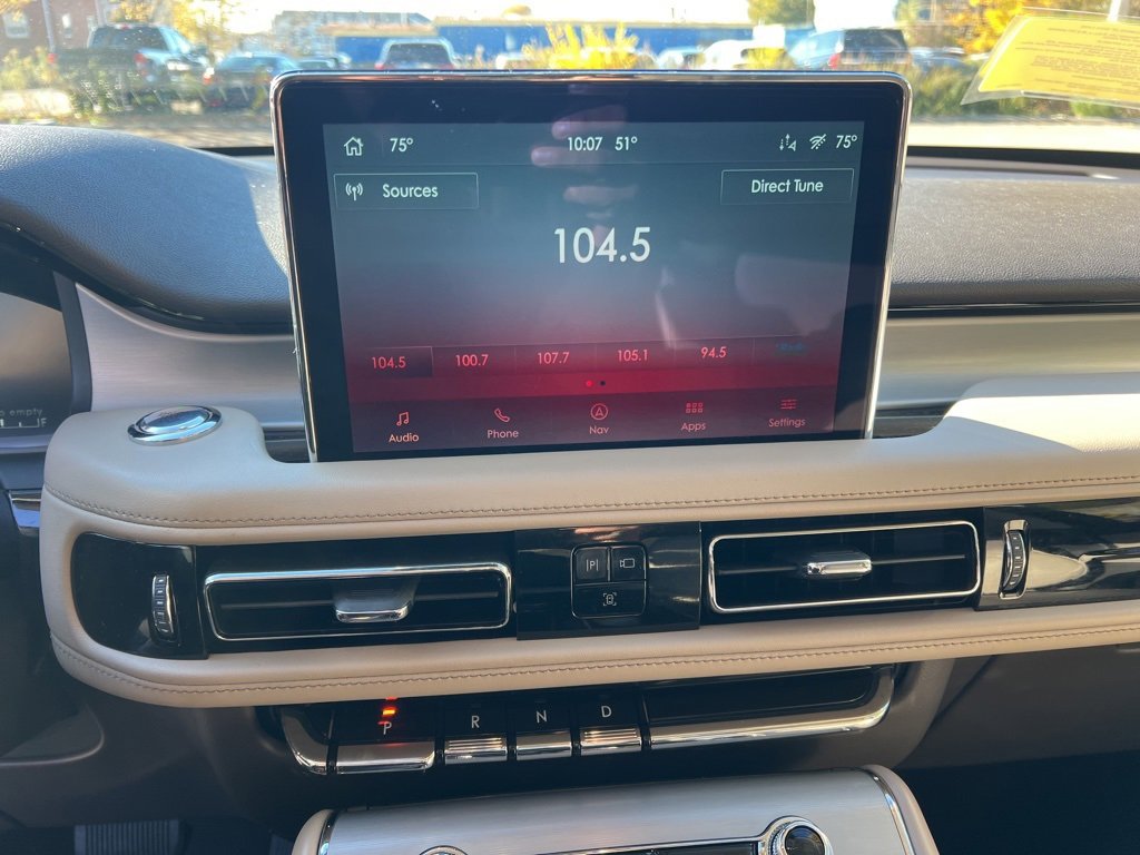 Used 2022 Lincoln Aviator AWD w/ Premium Package image 19