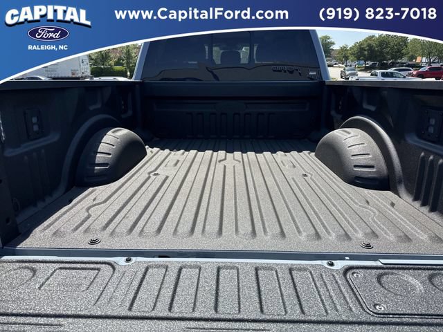 New 2026 Ford F250 Lariat w/ Black Appearance Package AWD/4WD image 16