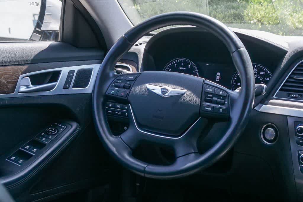 Used 2015 Hyundai Genesis 3.8 w/ Option Group 03 AWD/4WD image 15