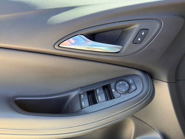 Used 2025 Buick Encore GX Preferred FWD image 18