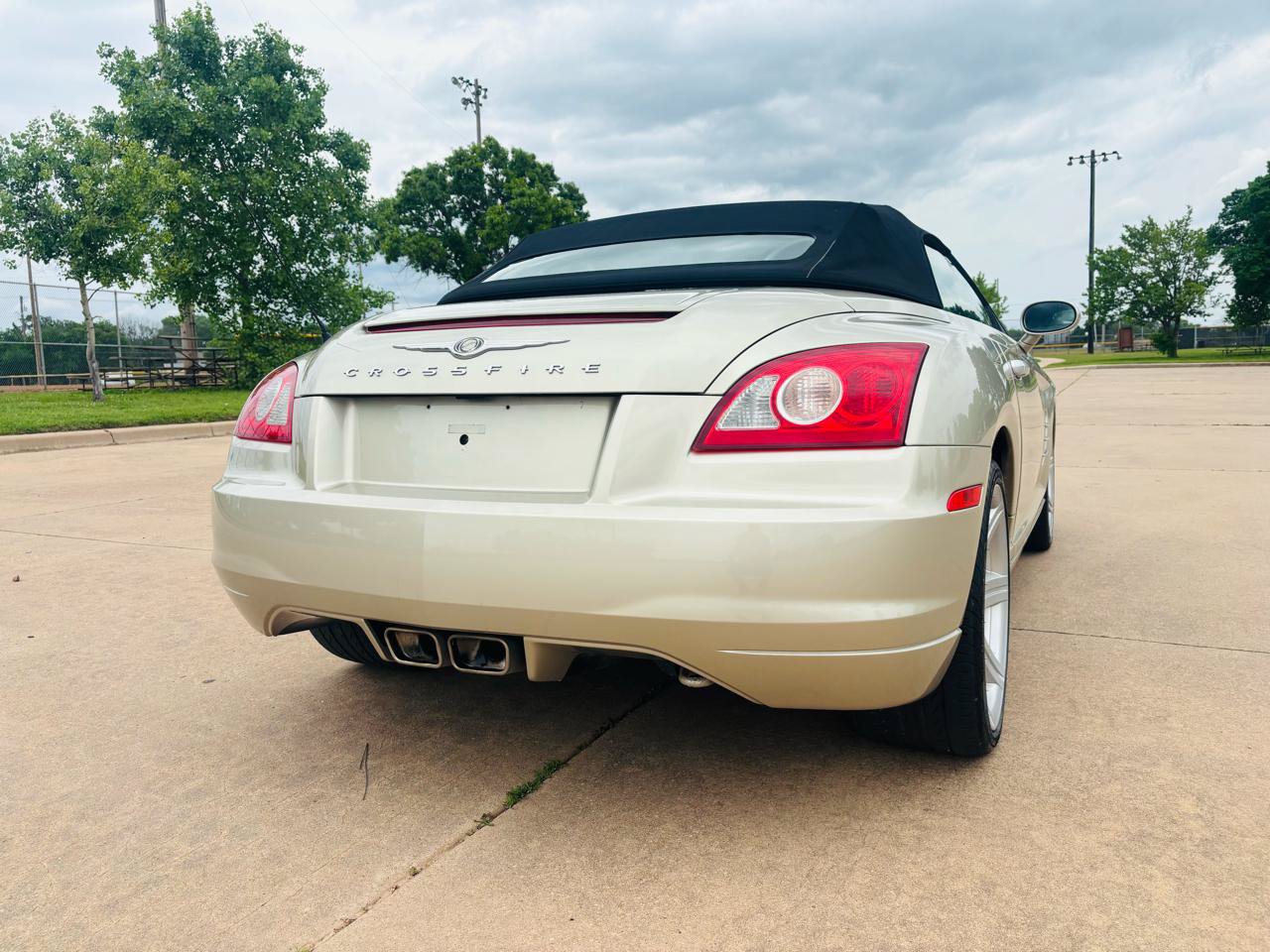 Used 2006 Chrysler Crossfire Limited RWD image 25