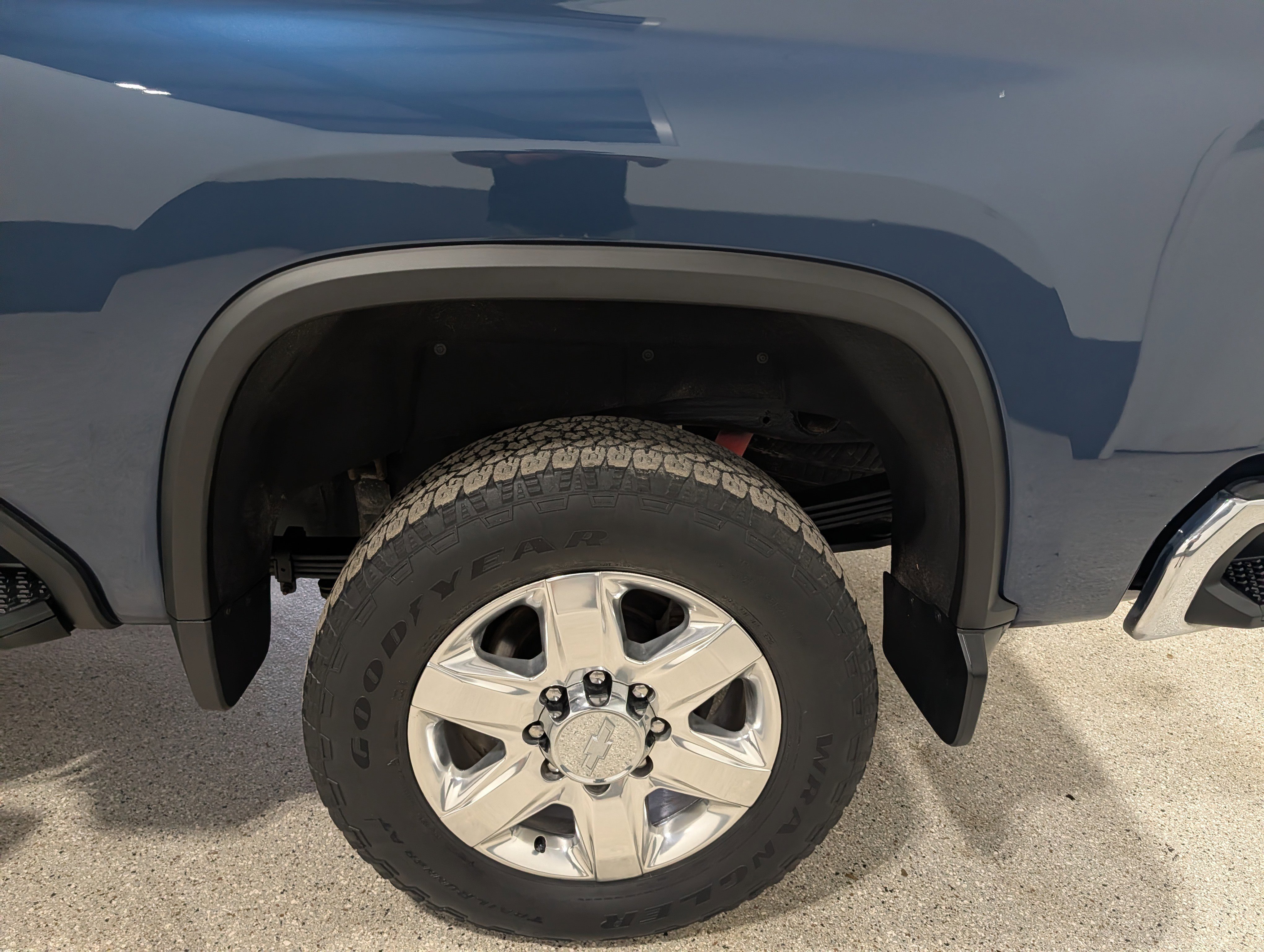 Used 2020 Chevrolet Silverado 2500 LTZ w/ LTZ Premium Package AWD/4WD image 13
